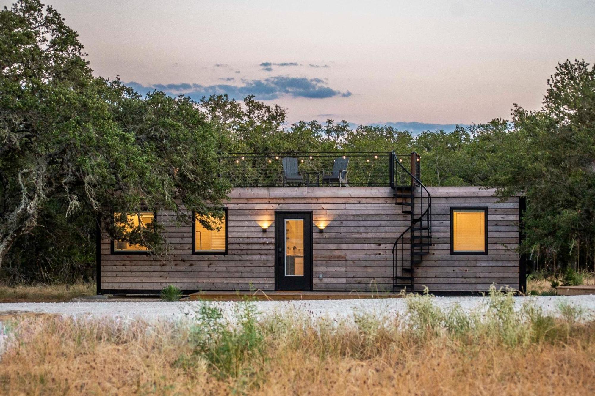 New! The Texas Longhorn-Luxury Container Home Fredericksburg Kültér fotó